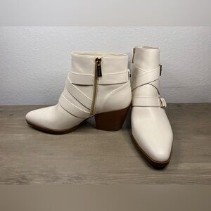 NWT Michael Kors Strappy Buckle Ankle Boots – Cream Leather – Size 9.5M
